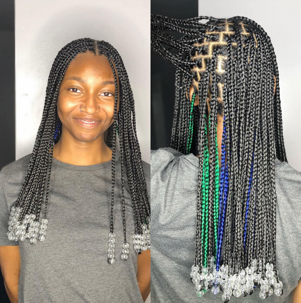 Medium Knotless Braids