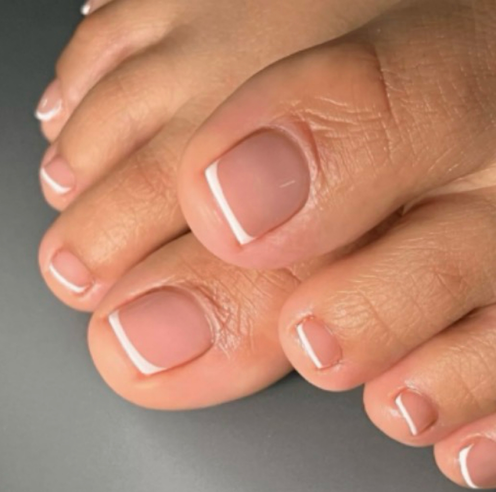 Dry Pedicure at Holoholo Nails in Hilo, HI