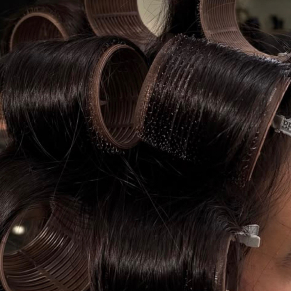 Shampoo+Blowdry/Style at Melanie Hair Haven & Co LLC in Fort Myers, FL