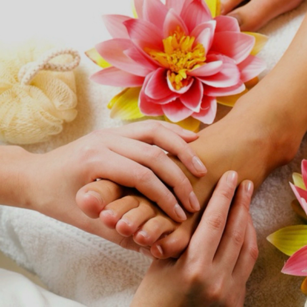 Reflexology Foot Massage at Lombard Nail Spa in San Francisco, CA