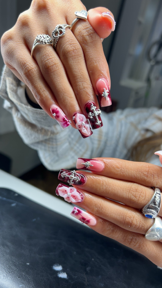MEDIUM acrylic nails (deluxe)