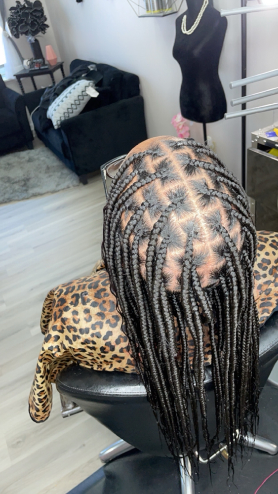 Knotless braids