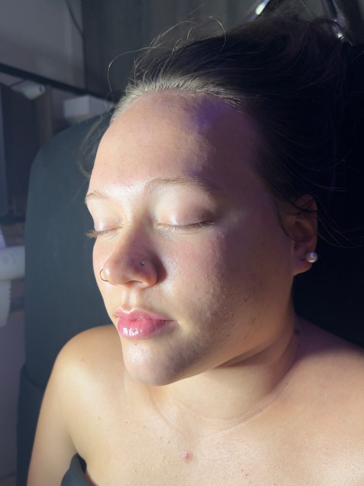 Velvet Glow Deluxe Facial