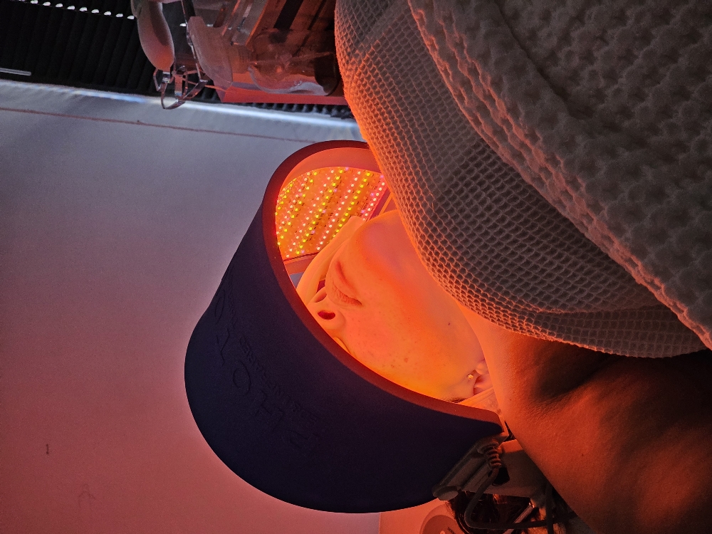 LED Light Therapy 10 Sessions