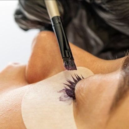 EYELASH TINT at SKIN & TONIC Esthetics in Sarasota, FL