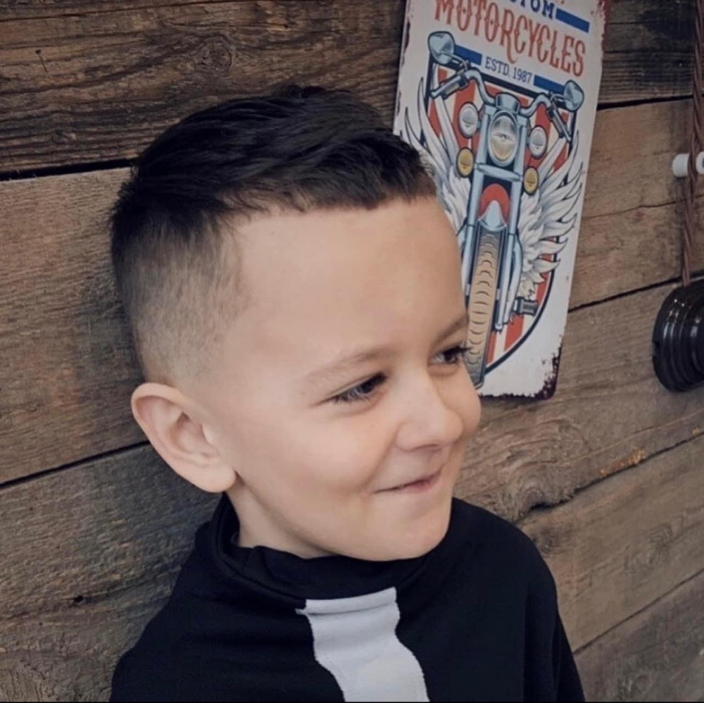 Children's M haircut (up to 8y old)