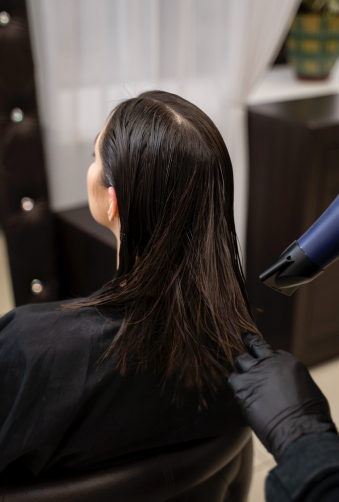 Shampoo & Blow Dry
