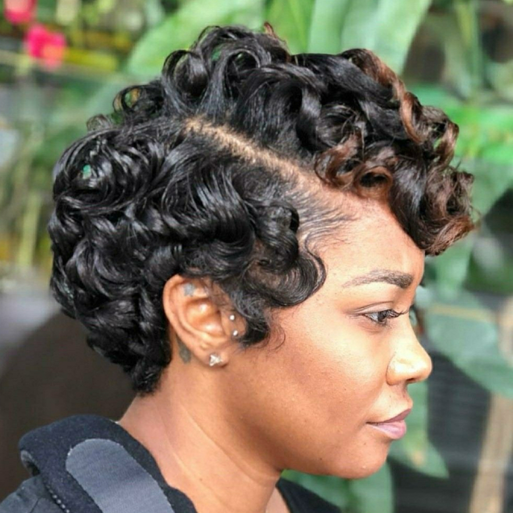 Signature Set at Pearls Beauty Studio in Lexington, KY