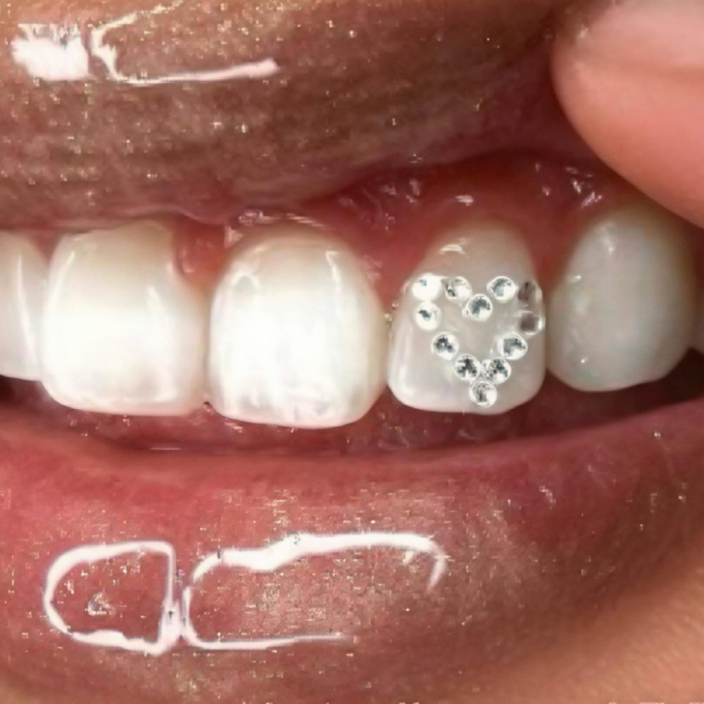 Heart Outline at Solecita Gems in Los Angeles, CA