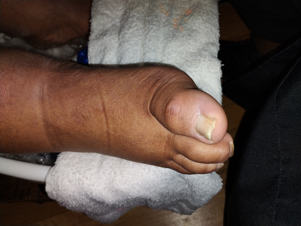 Waterless pedicure at Deezgoodnailz in Timonium, MD