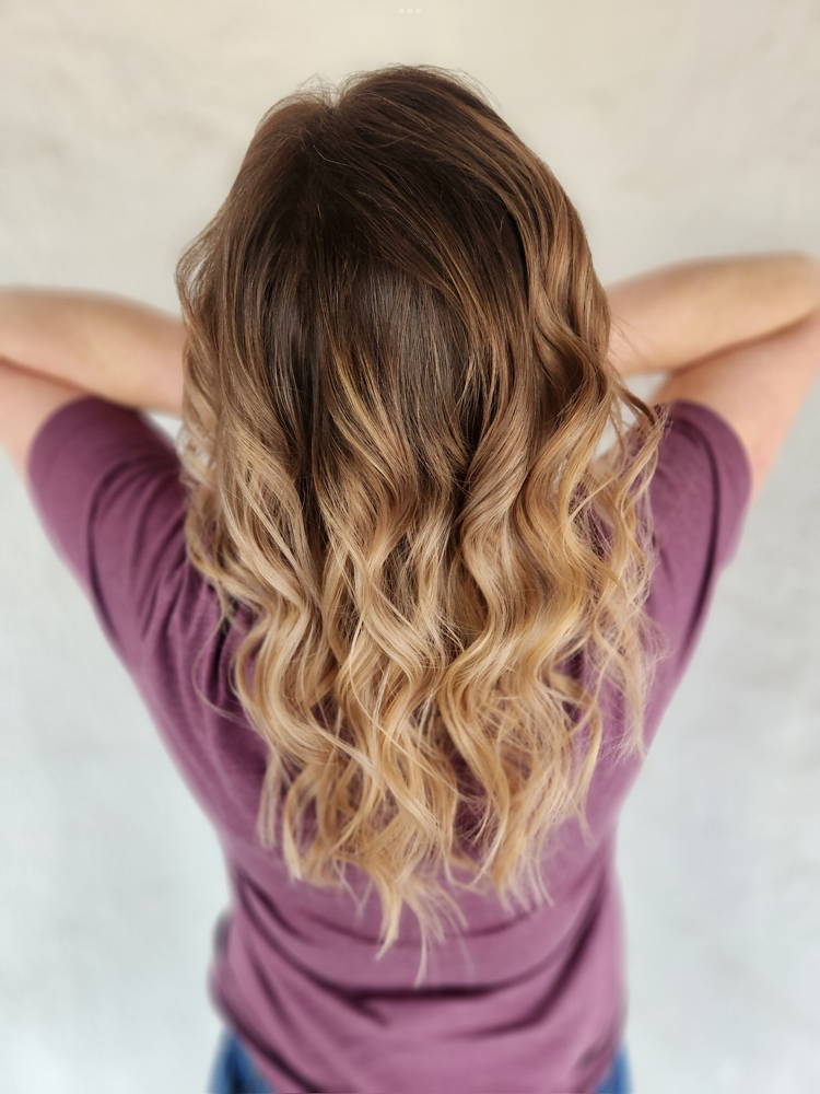 Balayage hair lightening