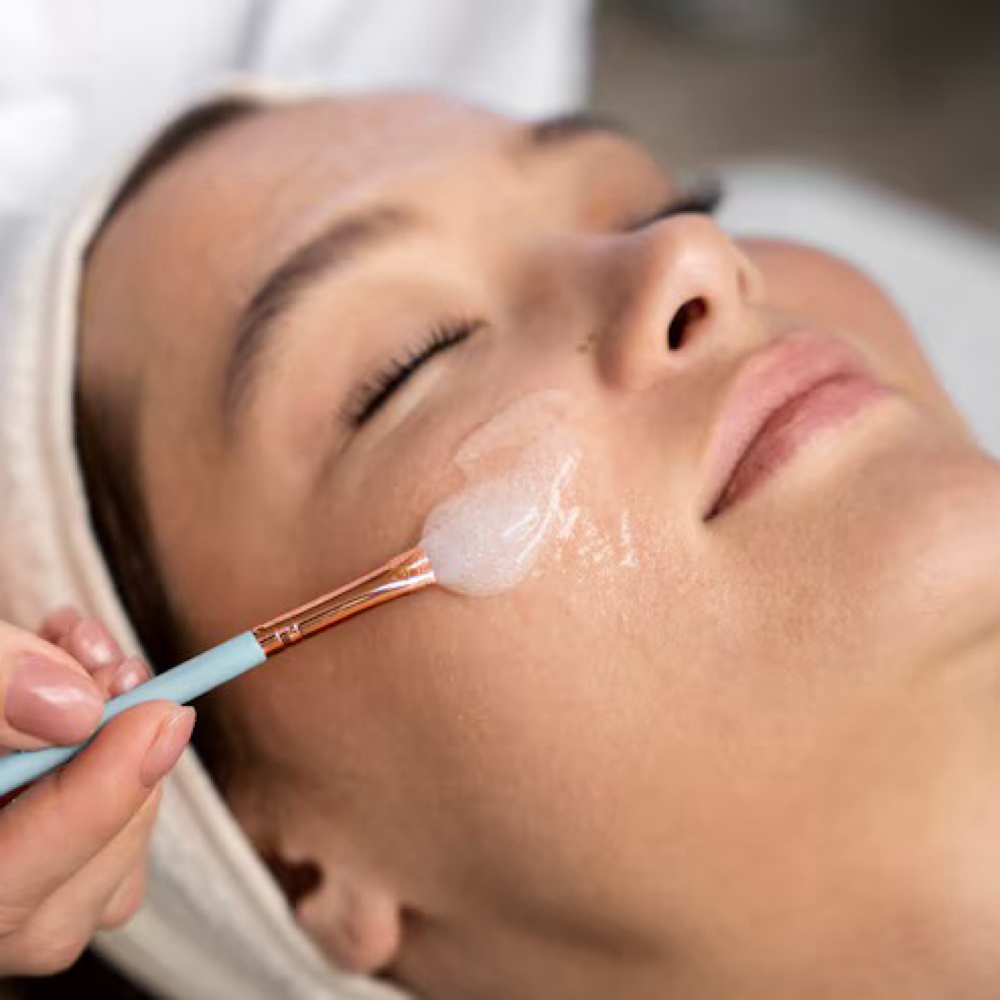 Express Customized Peel at Dermalove Aesthetics in Portland, OR