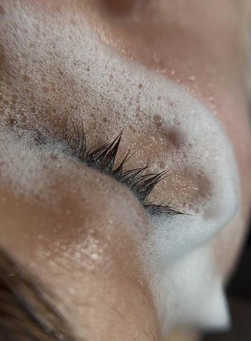 Lash Removal