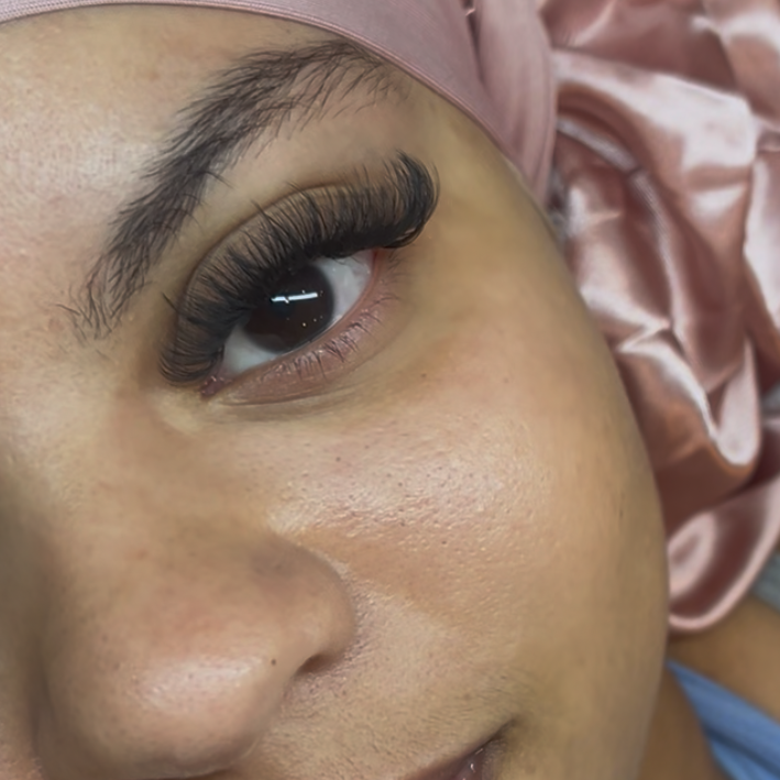 Wispy Texturized Full Set at Buffalo Brow & Lash Lounge in Buffalo, NY