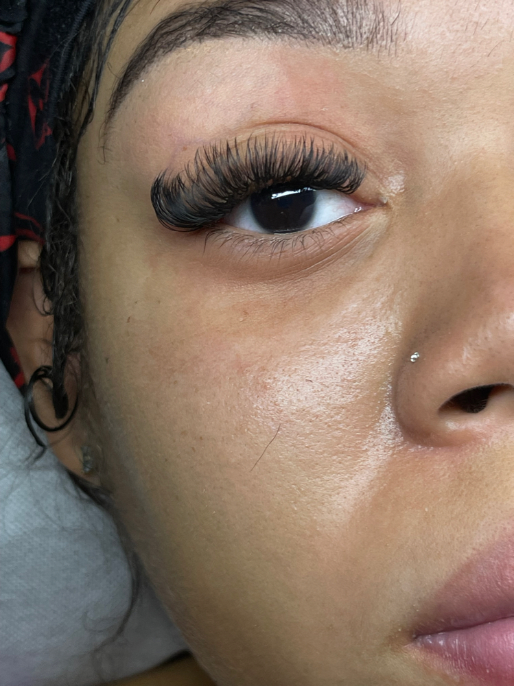 Volume/Mega Volume Lash Fill-In