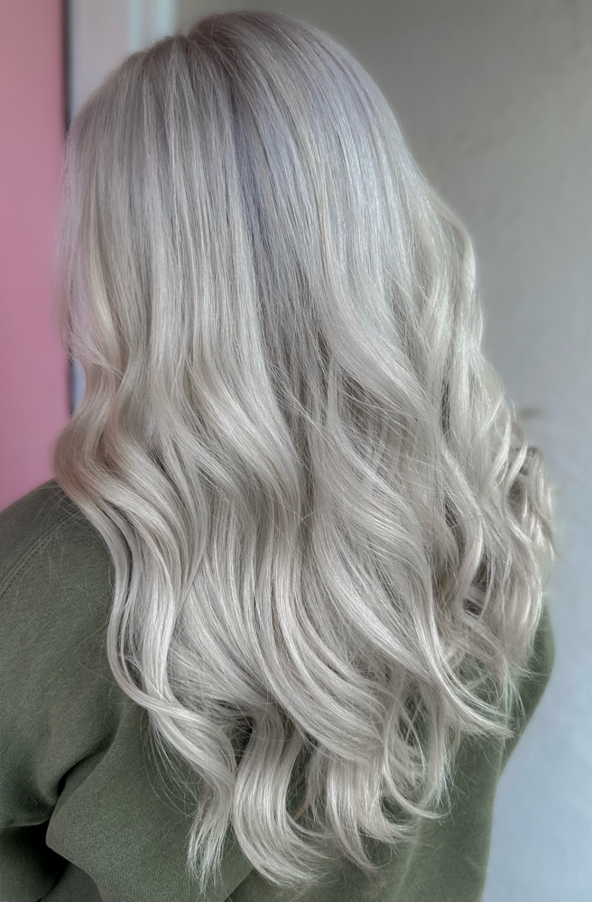 On-scalp Blonding