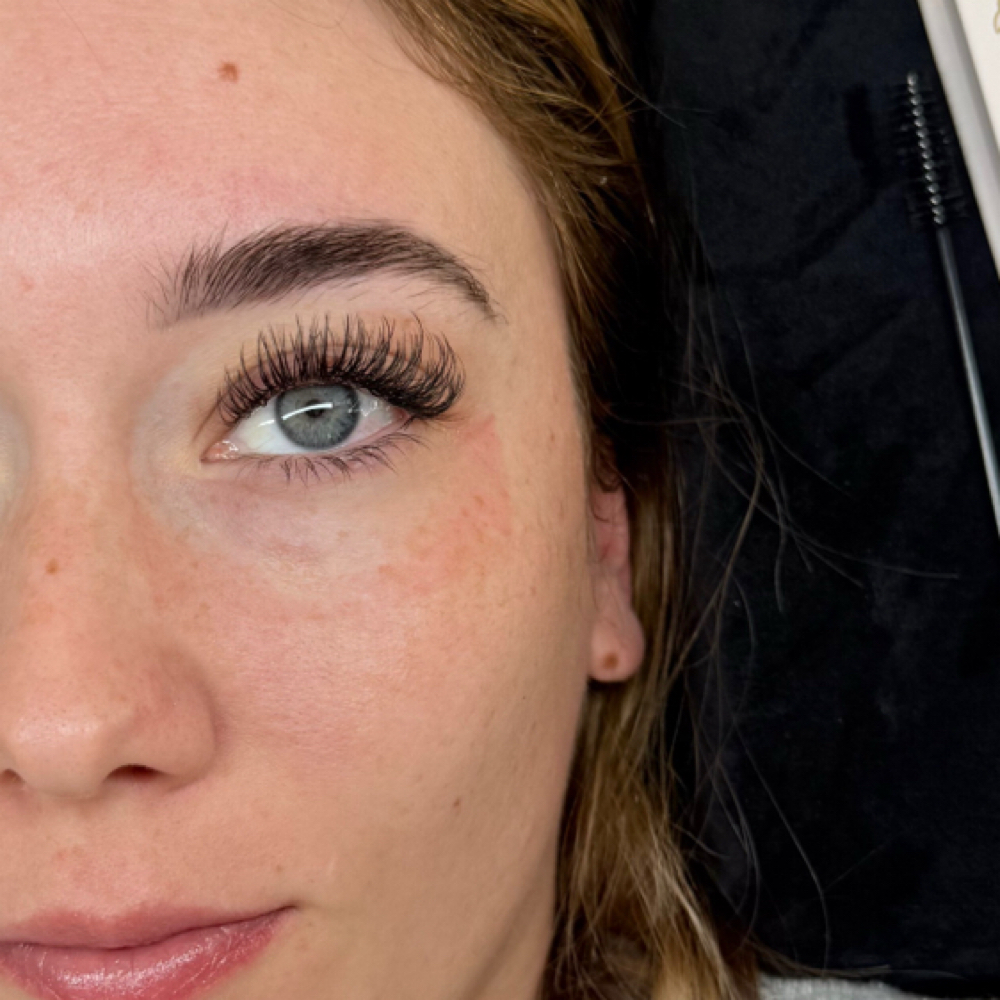 Custom Lash Touch Up at Isobel Lashes in Tucson, AZ