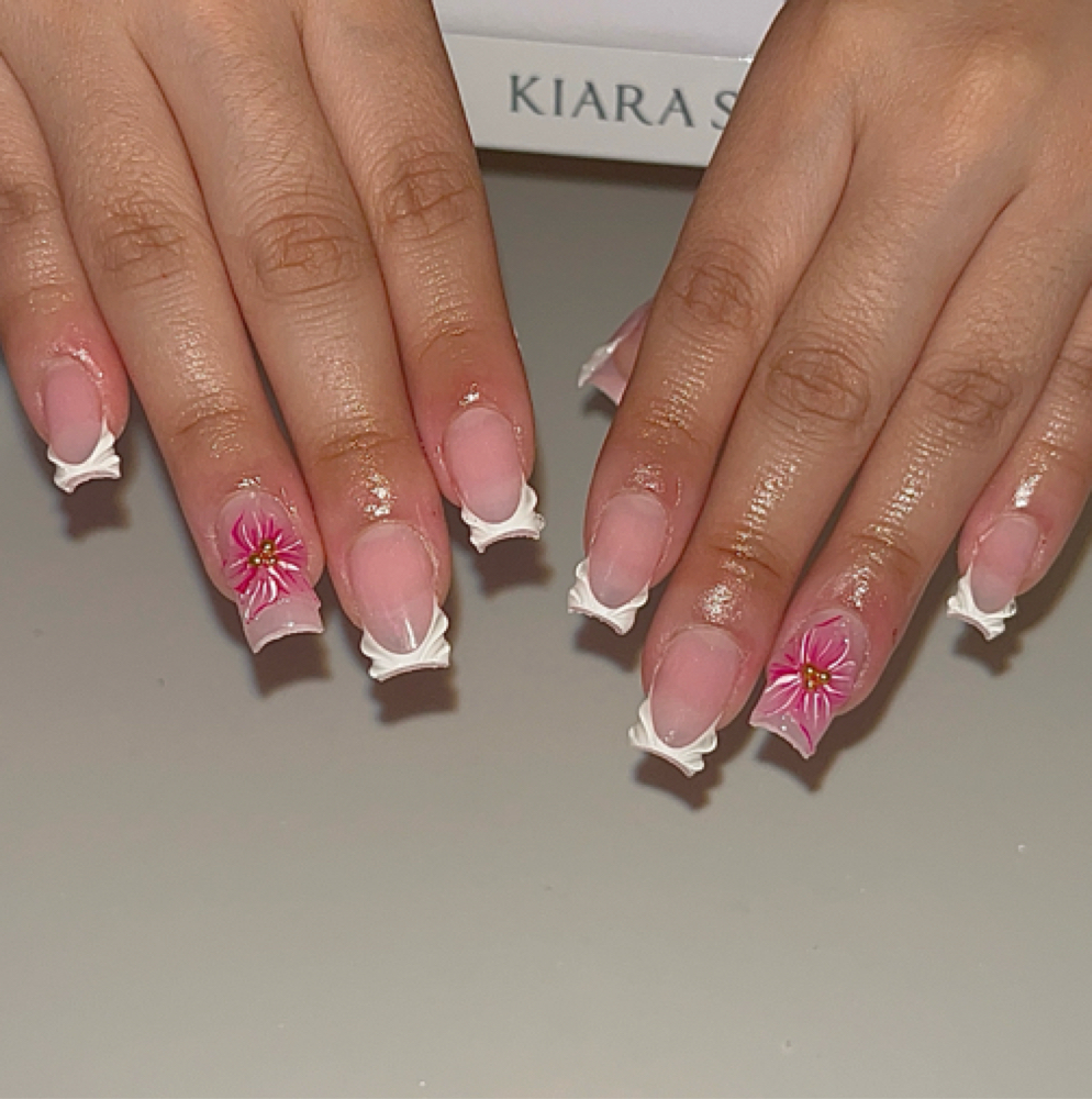 Tier One at LUSCIOUS LASHES BEAUTY STUDIO in Garland, TX