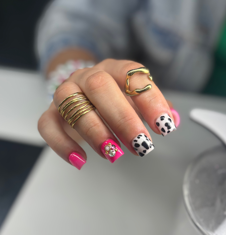 Full Set Short at NoahNails in Springfield, MA