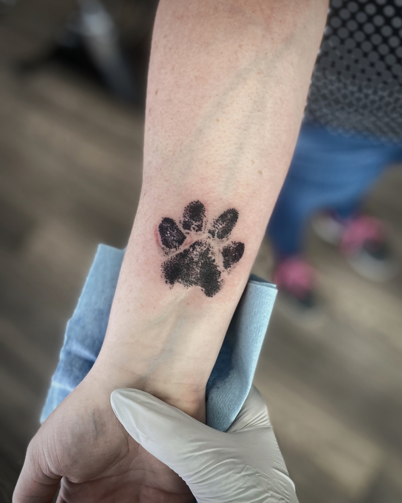 Simple Tiny Tattoo at Alyx The Artist in Boise, ID
