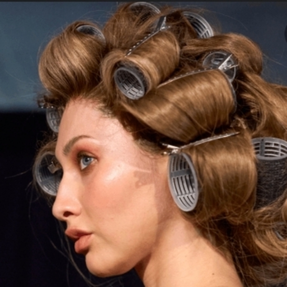 Blowout at Salon Peridot, LLC in Washington Twp, MI