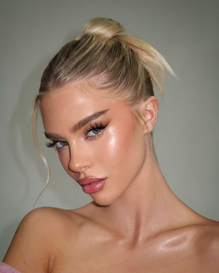 MakeUp Nude at beauty_by_vlada in Overland Park, KS