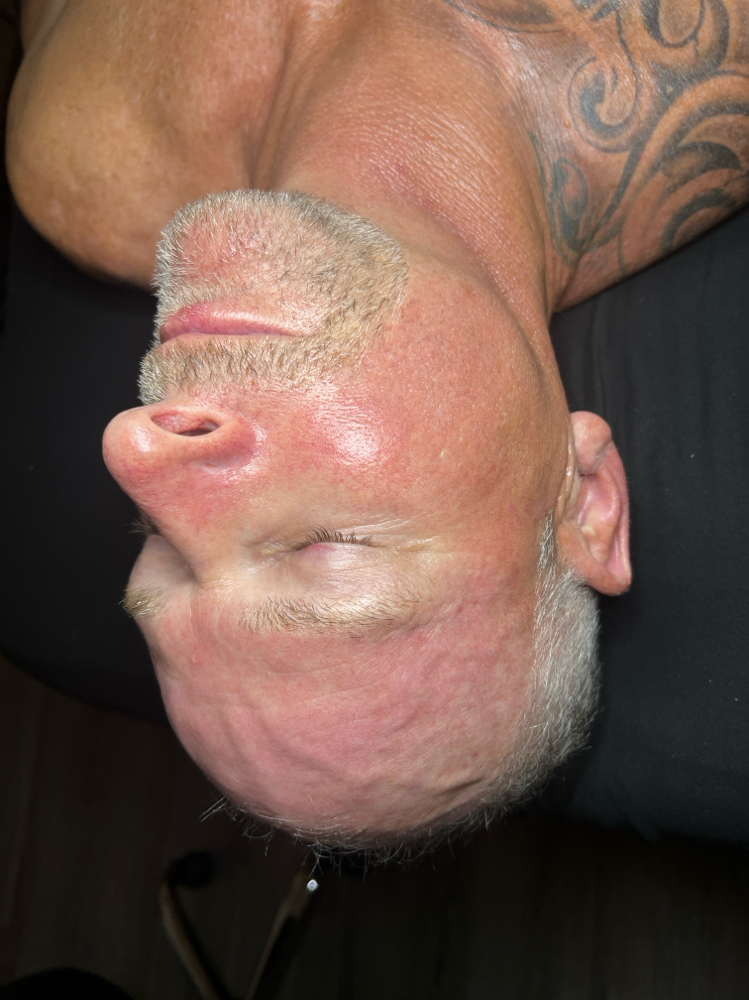 Gentlemen's Facial