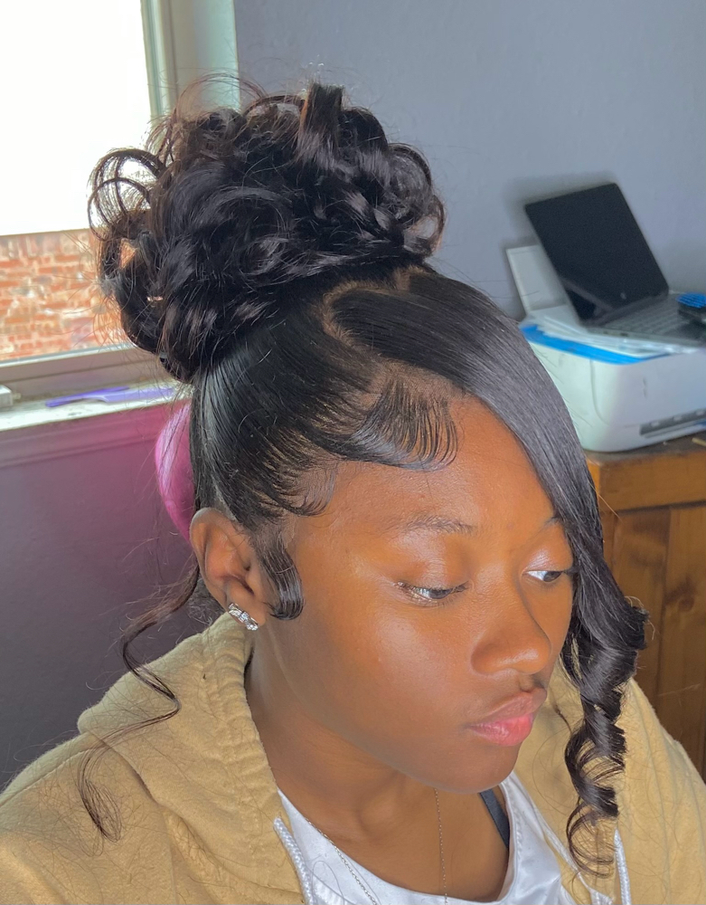 Lacefrontal ponytail