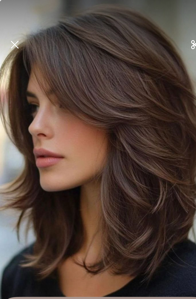 Women’s Haircut With Gildardo