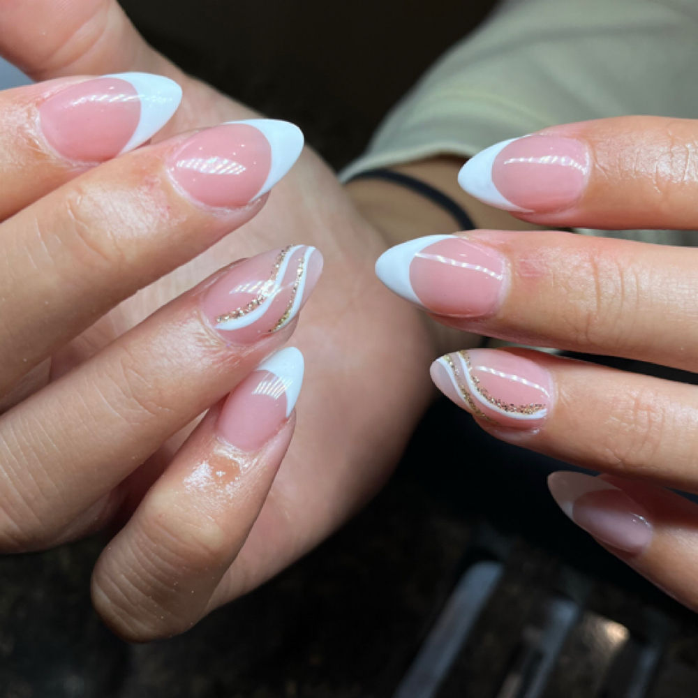 Level 1 Design at Raye Nails in Maumee, OH