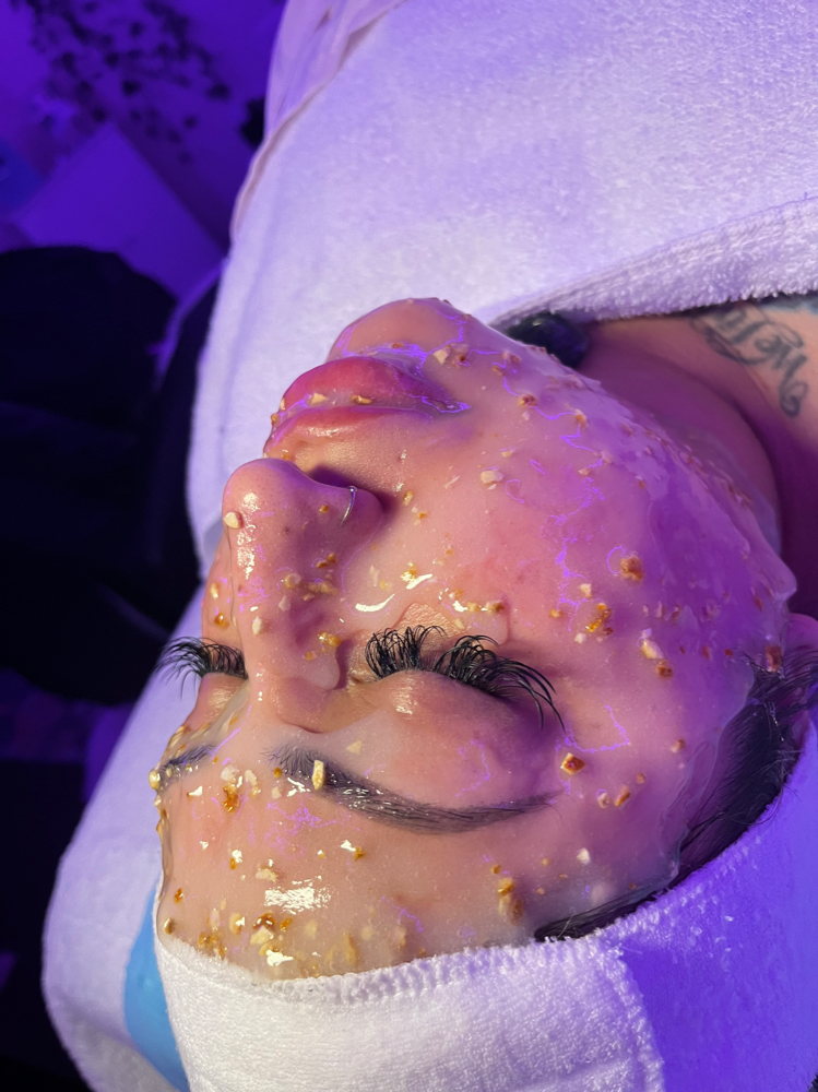 Hydro Jelly Facial