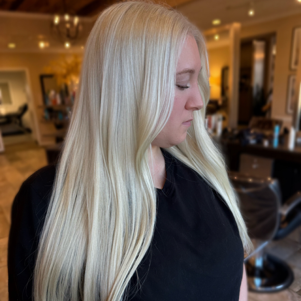 Shampoo & Blowdry at Alessandra Bella Hair in Plantsville, CT