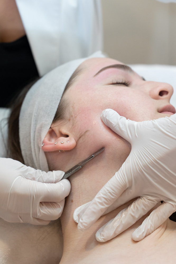 Smooth Glo Dermaplaning Facial