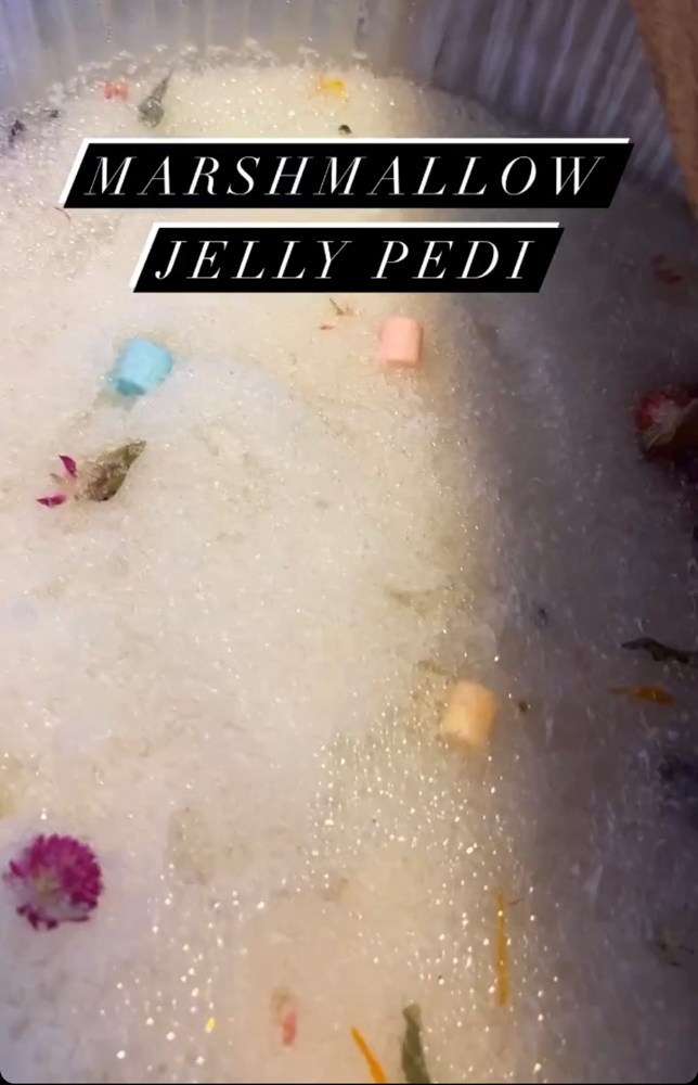 Jelly Cloud Pedi