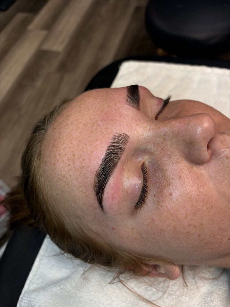 Brow Wax & Lamination