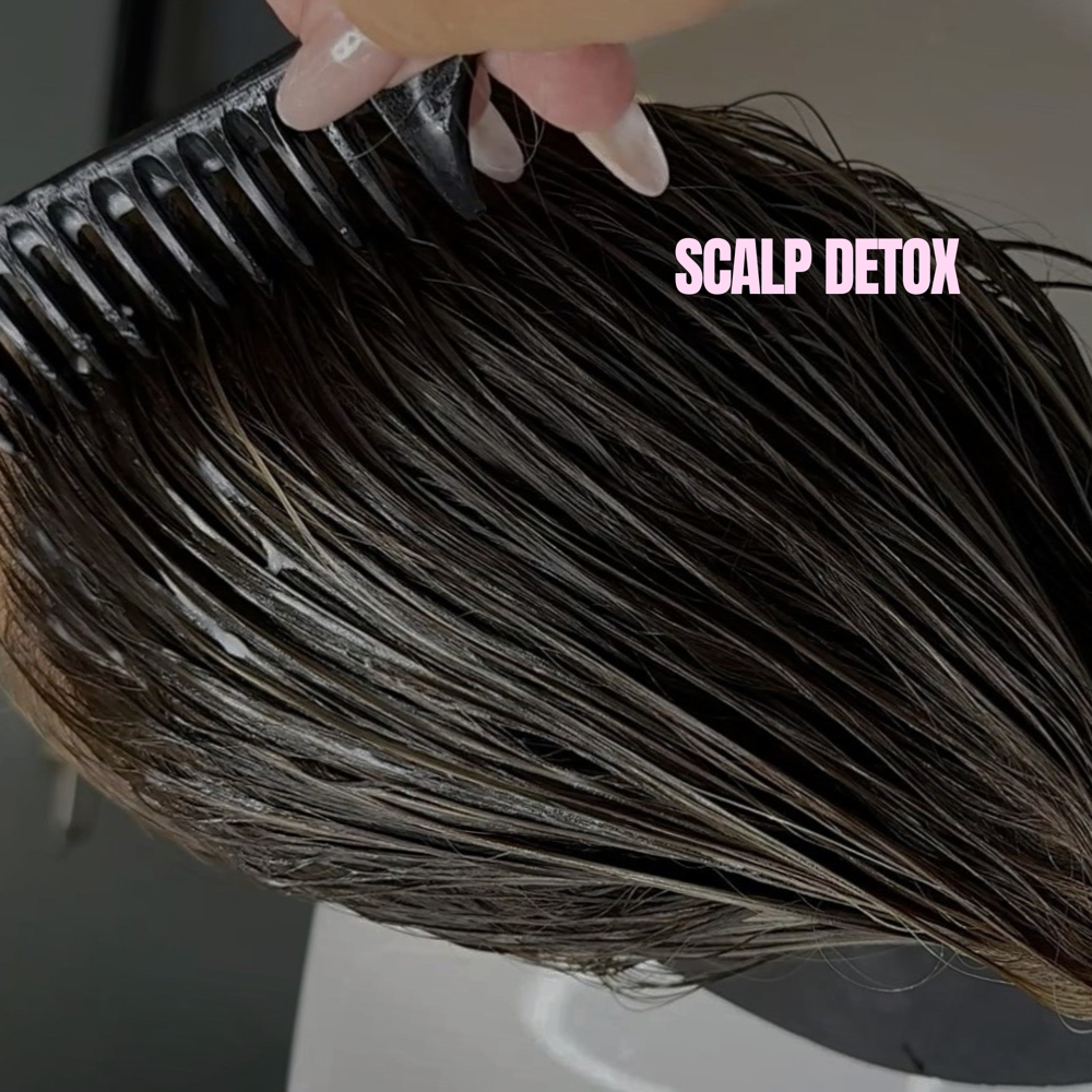 SCALP DETOX TREATMENT