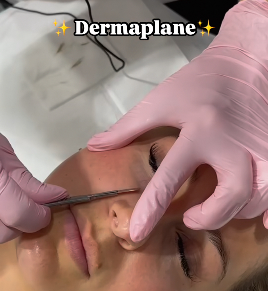 Dermaplaning S-Fit Facial