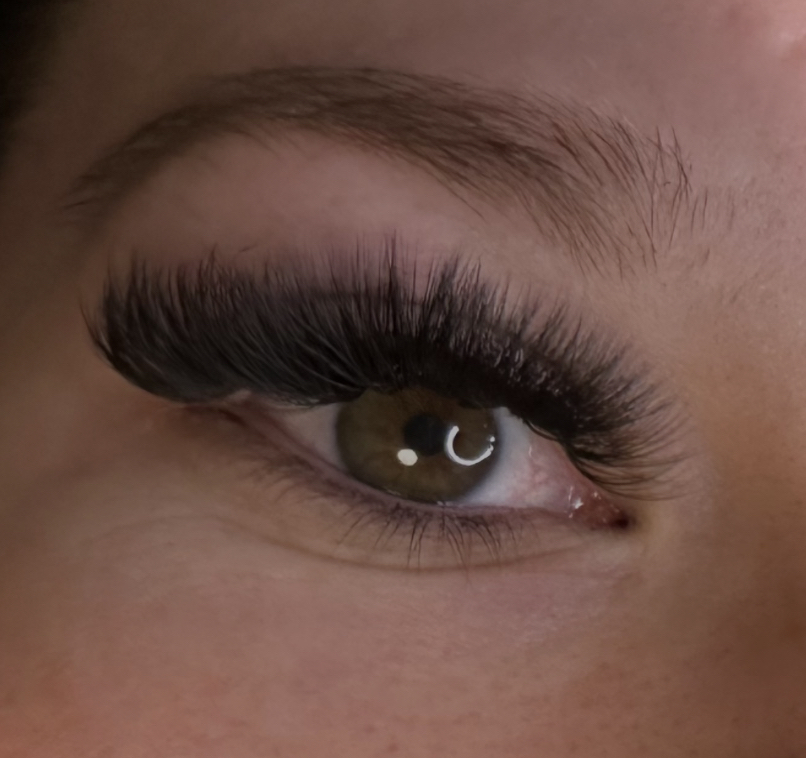 Volume Lash Extensions