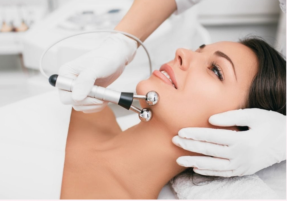 Hydro Facial & Microcurrent