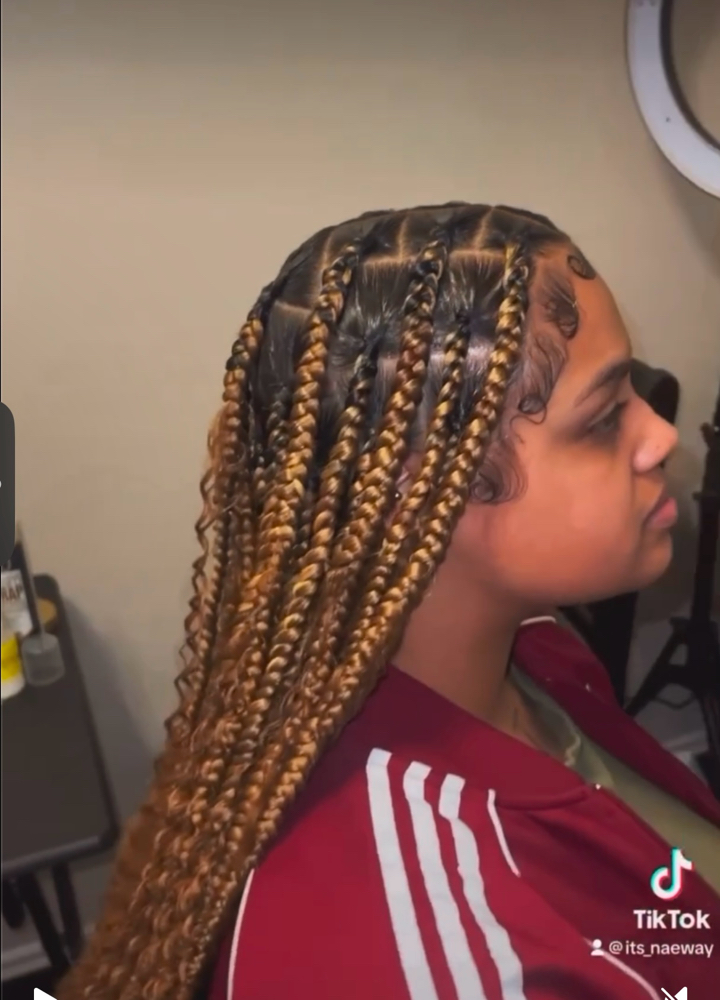 Medium Knotless Braids