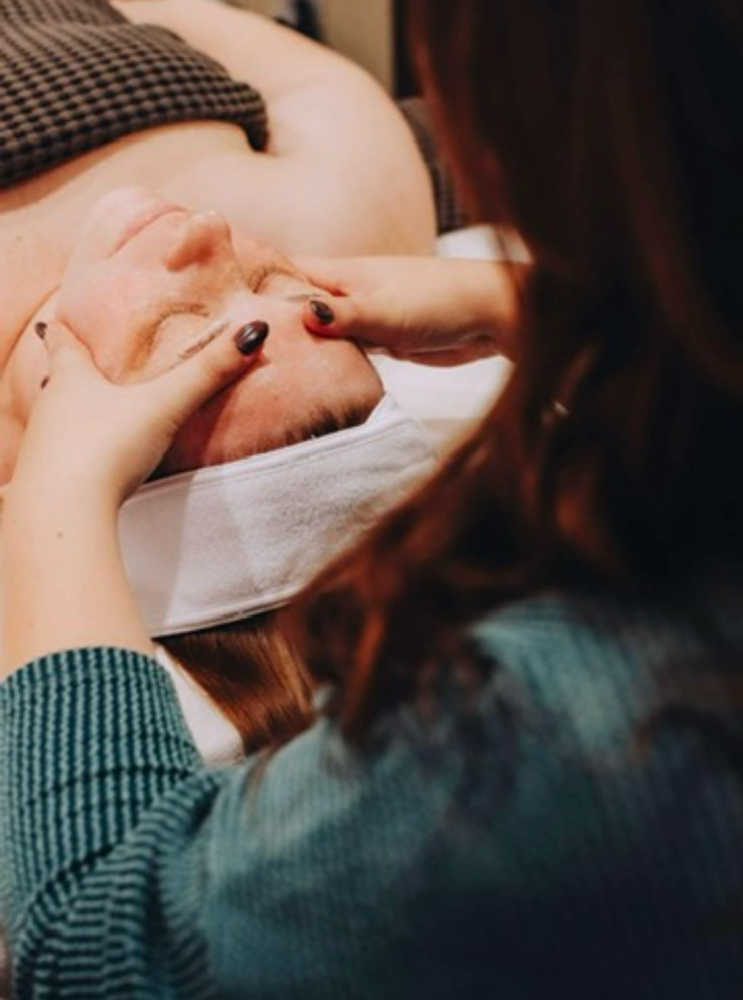 Nano-needling Facial