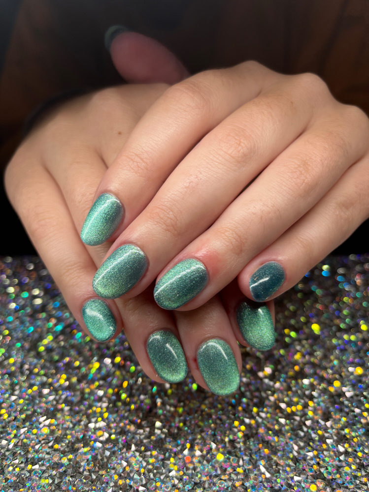 Le Gel/Shellac Manicure