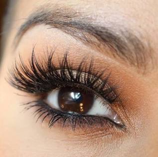 Lash Extension Cluster