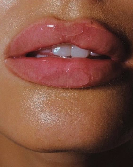 LIP HYDRATING TREATMENT at KNR Aesthetics in Brandon, FL