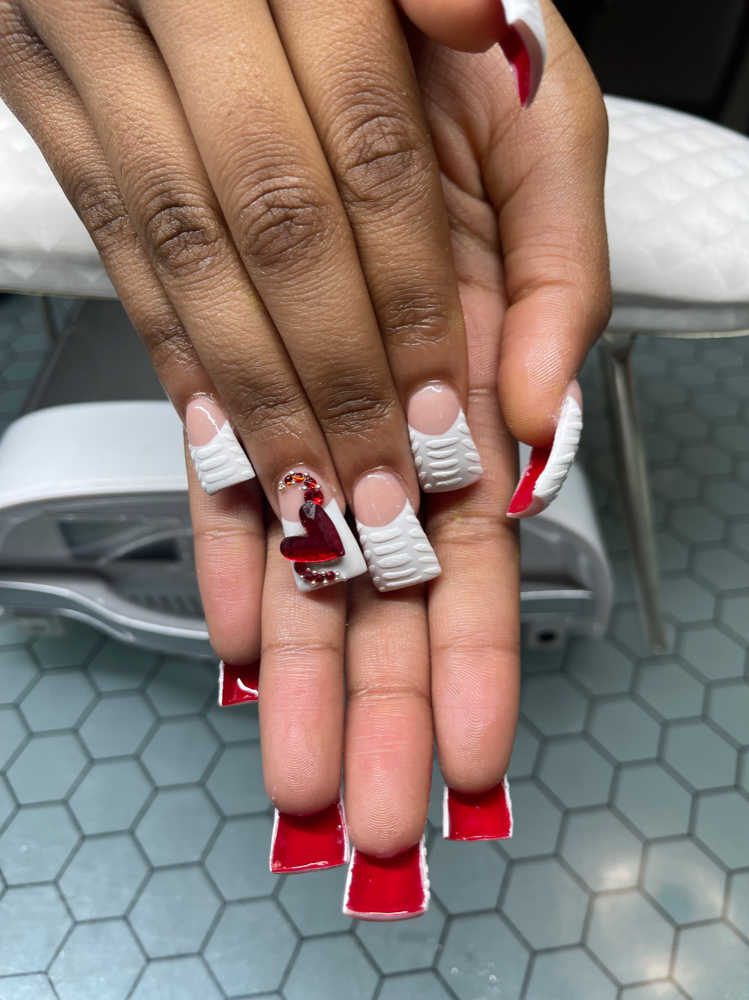 Painted Nail Bottom