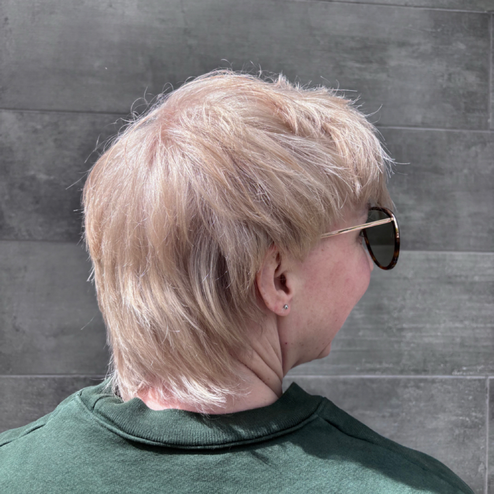 Lightener Root Retouch at Hair By Kasie in Seattle, WA