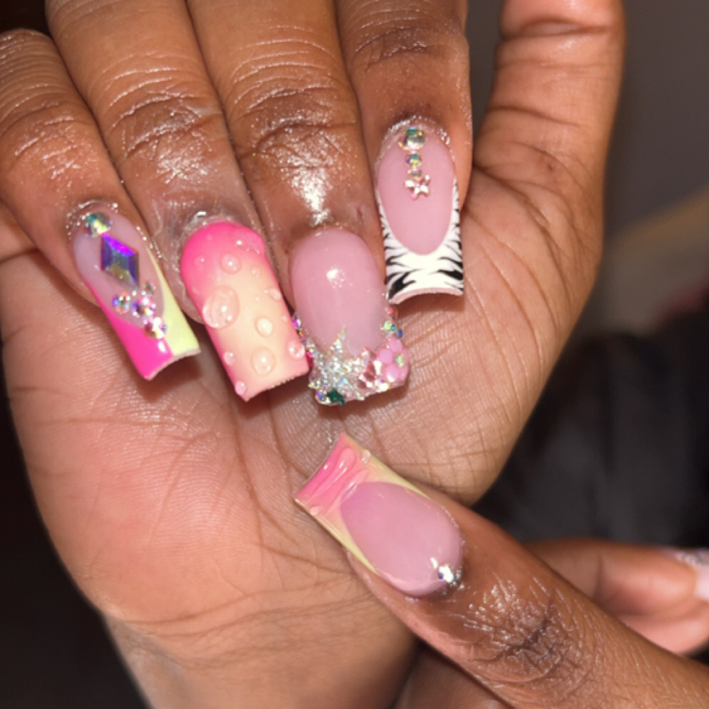 Wild Set Wednesdays Special at ALL Thingz Her in Texarkana, AR