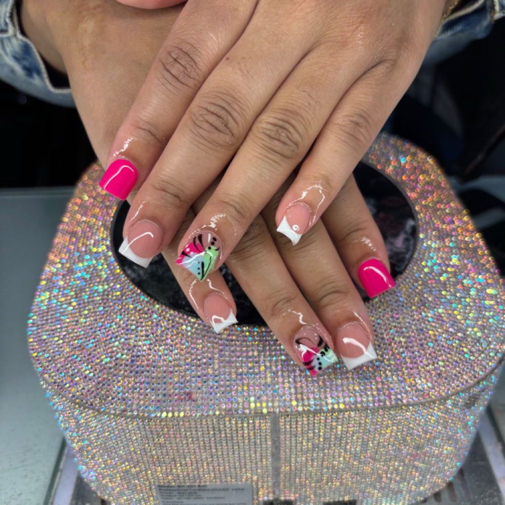 Short/ Medium Fill In at Ceradii nails in Indianapolis, IN