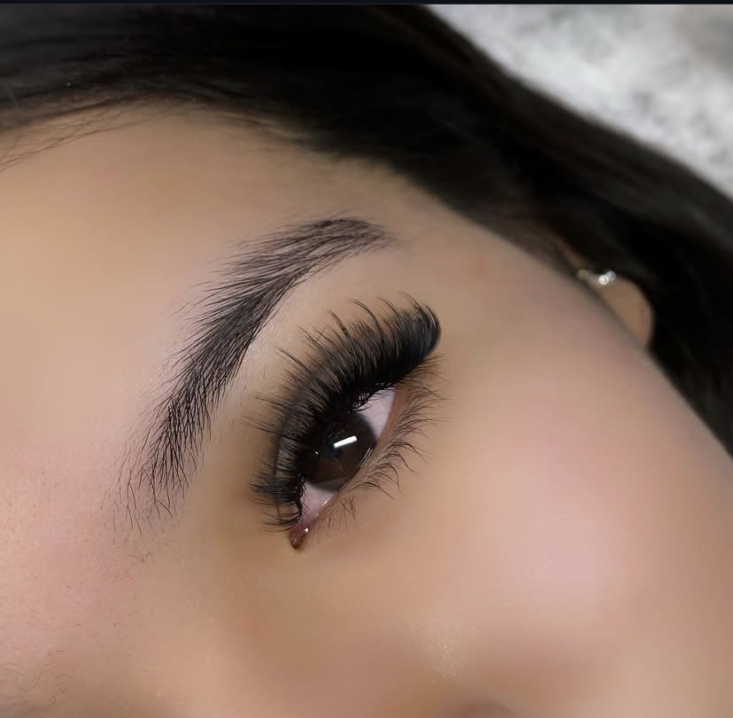 hybrid glam ( WISPY)🤍