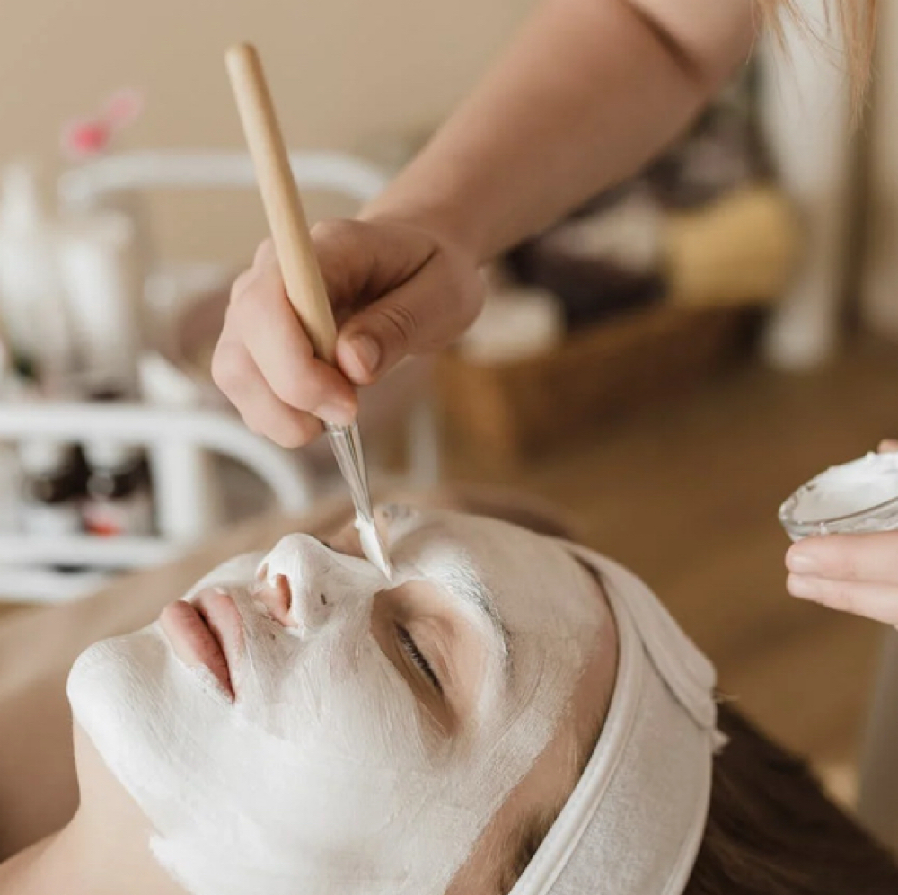 Peeling Renovation Sesderma at SiempreBellasBeautySpa in North Miami, FL